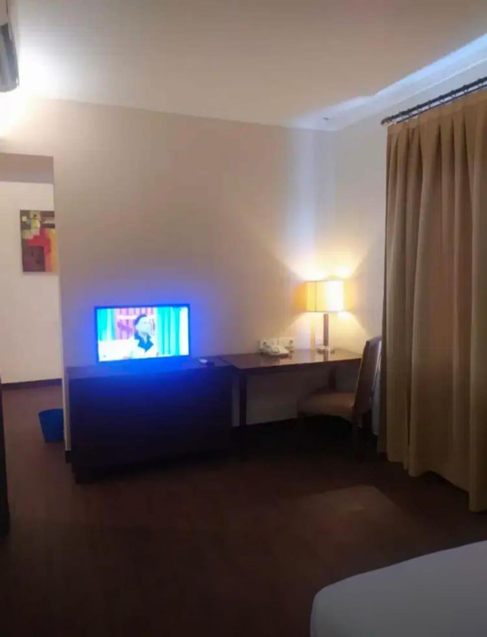 Ex Kamar Hotel Aston Marina Ancol Jakarta Exterior photo